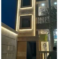 بنایی ساختمان با سابقه زیاد و با انصاف.