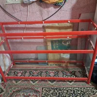 ویترین شیشه ای