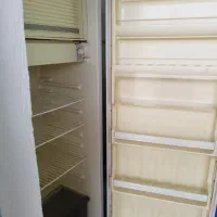 یخچال آزمایش