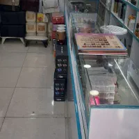 دکور مغازه و ویترین فروش