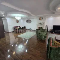 مرزداران/۱۷۰ متر/قیمت‌عالی/نزدیک مترو و پارک/۸ساله