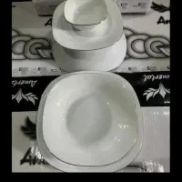 سفید ساده و خط طلا