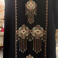 مانتو مشکی بلند سوزن دوری مجلسی فری سایز تا۴۶