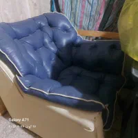 ادست مبل چرم آبی و کرم