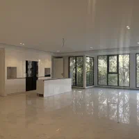 ۲۲۰ متر ۴ خواب نوساز پاسداران طبقه ۲و۳ + ۲ پارکینگ