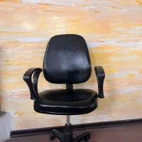 صندلی چرخ دار اداری نو