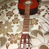گیتار ورونا سالم نو