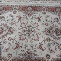 فرش سفید کناره