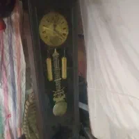 ساعت ایستاده چوبی