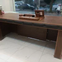 میز ریاست ام دی آف با روکش و قطعات چرم