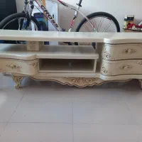 میز تلویزیون کارکرده چوبی