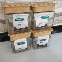جا ادویه شیشه ای