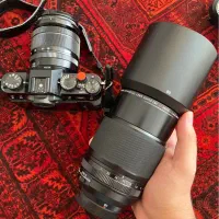 دوربین فوجی فیلم xt30 با لنز 18-55 و لنز 80ماکرو