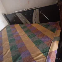 تخت دونفره