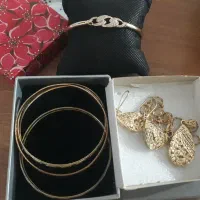 تعدادی زیور آلات ژوپینگ