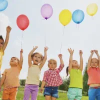 پرستار شبانه روزی برای بچه