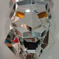 سر شیر آینه کاری شده