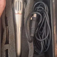 میکروفن کلاسیک ولی سالم