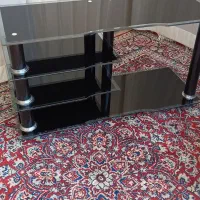 میز تلوزیون شیشه ای
