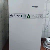 یخچال ایستکول ۵ فوت نو ۶ ماه استفاده شده