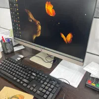 همکار خانم کار در کافی نت دو شیفت