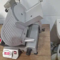کالباس بر فروشی