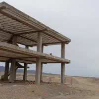 خانه-ویلایی-نیمه-کاره-مسکن-ملی-بر-خیابان-20متری