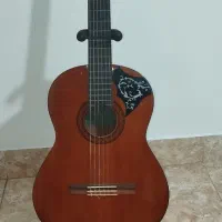 گیتار یاماها c40