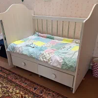 تخت و کمد کودک