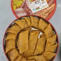 پخش انواع گز و نبات و سوهان اصفهان و قم