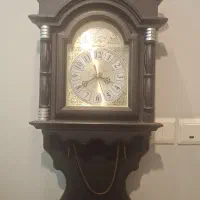 ساعت دیواری طرح چوب