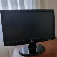 مانیتور vga ال جی ۱۹ اینچ کاملا سالم