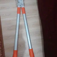قیچی دسته بلند باغبانی