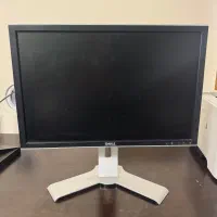 مانیتور استوک 22 اینچ مدل Dell UltraSharp 2208WFP