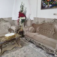 مبل نیمه سلطنتی