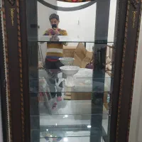 بوفه تمام چوب فقط یک میلیون جا دار و سالم