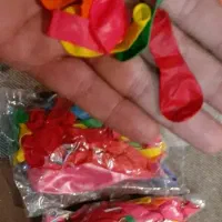 حدود ۳۴۰بادکنک سایز کوچیک وبزرگ رنگهای شاد