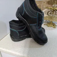 دو جفت کفش کار