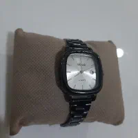 ساعت کاملا سالم