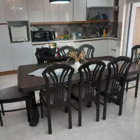 میز ۸ نفره کلاسیک با شیشه