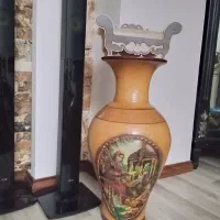 گلدان بزرگ قدیمی زیبا وجادستمالی دکوری