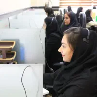 مشاور فروش بامهارتICDL(اکسل و وورد) و خدماتی خانم