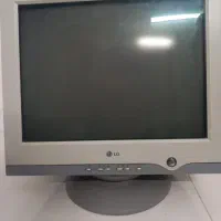 مانیتور کاملا سالم LG
