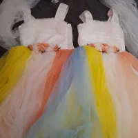 دو عدد لباس مجلسی دخترانه پرنسسی با تور سر