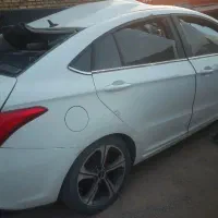 خودرو تصادفی