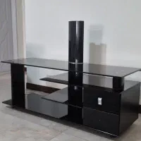 میز تلویزیون شیشه ای