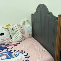 تخت تک نفره بزرگ سال همراه با تشک رویال