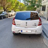 رنو ساندرو اتوماتیک مدل 96