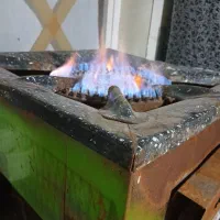 اجاق گاز چهار پایه