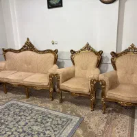 مبل کلاسیک ۹ نفره فوق العاده تمیز